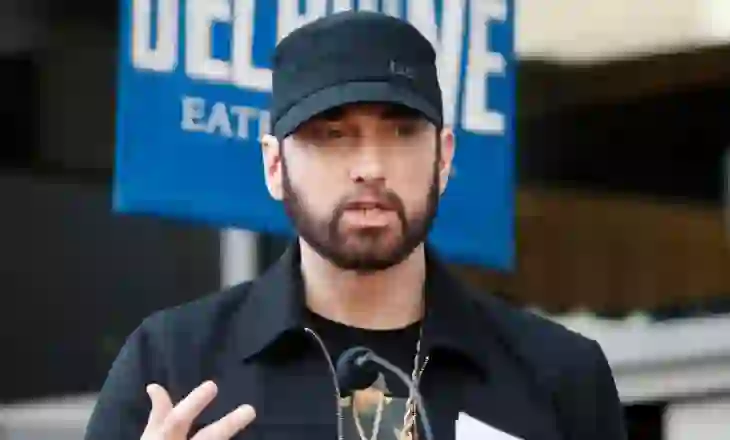 Eminem zbuloi se si vendosi të linte drogën: Isha në një rreth vicioz