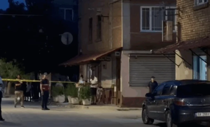 EMRAT/ Plagosi 27-vjeçarin me thikë në Korçë, autori i dënuar më herët për drogë