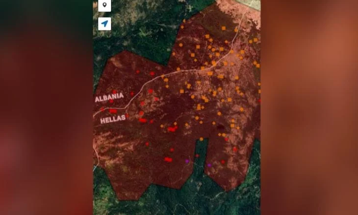 Ende vatra zjarri/ Vazhdon zjarri në Parkun e Gërmenjës në Korçë, por situata paraqitet nën kontroll