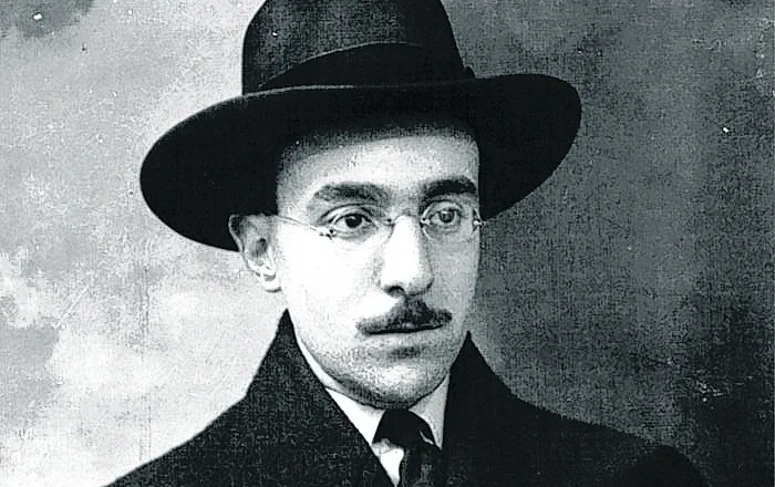 Fernando Pessoa: Sot bota u përket veç kaqolëve, njerëzve të pandjeshëm dhe të tërbuarve…