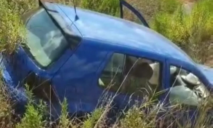 Fier – Automjeti përfundon në kanal, plagoset lehtë drejtuesi