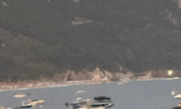 Fotolajm nga Rama: S’është pikturë, është Dhërmiu live dhe pa filtra