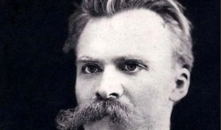 Friedrich Nietzsche: Politikani e ndan njerëzimin në dy klasa: në vegla dhe në armiq