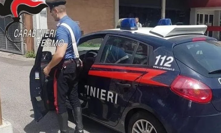 Fundoset çifti shqiptar që drejtonte rrjetin e kokainës, në pranga 32-vjeçari, nën akuzë 24-vjeçarja! ‘Biznesi’ bëhej me mesazhe e foto