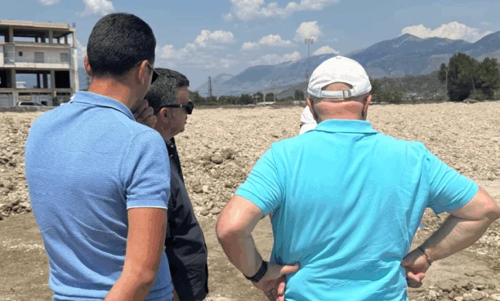 Fusha e re sportive në Gjirokastër, FSHF inspekton nga afër punimet