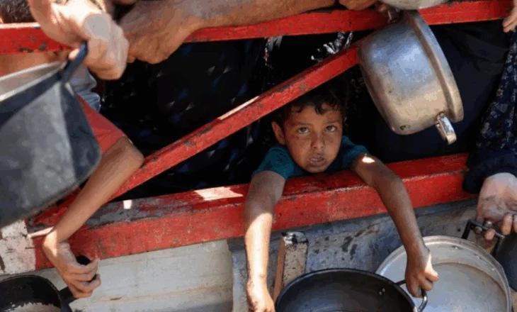 Gaza zyrtarisht në gjendje urie