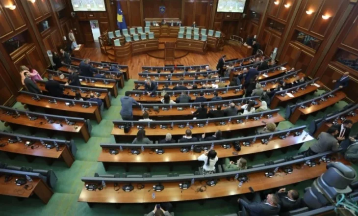 Gjykata Kushtetuese jep udhëzimet: Çfarë pritet të ndodhë me Kuvendin e Kosovës