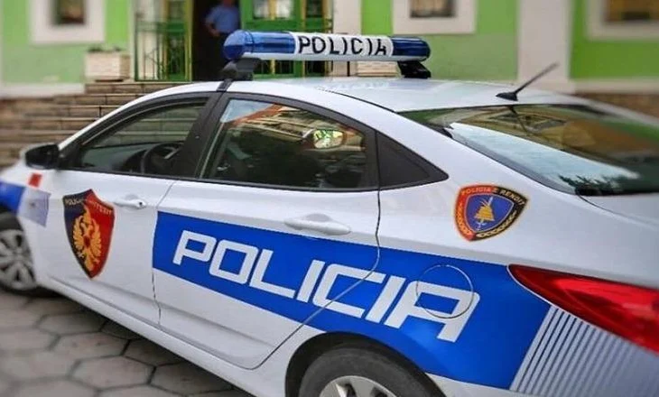 Goditën me sende të forta dhe thikë 42-vjeçarin pas një sherri, arrestohen dy vëllezërit në Shkodër