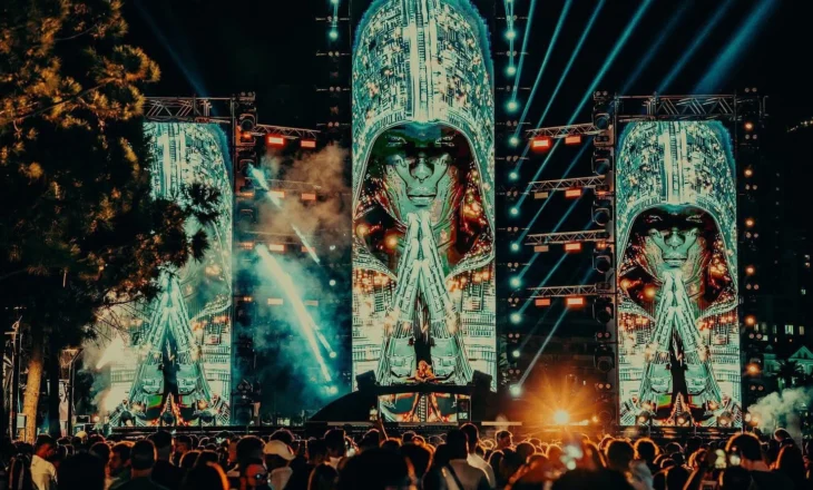 Gonxhja poston fotot: Super atmosferë në Sarandë me Solar Music Festival