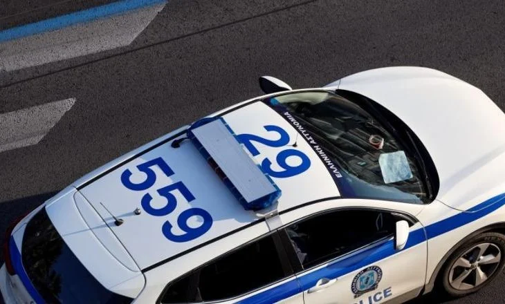 Grabiti të paktën 10 motora gjatë sezonit veror, arrestohet 16-vjeçari shqiptar