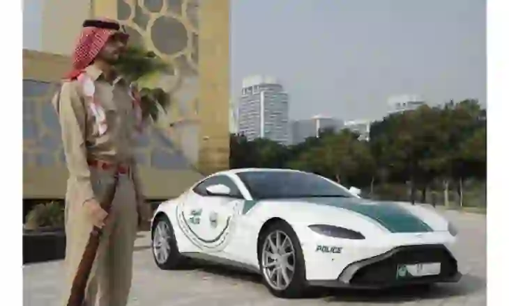 Grabitja e shekullit në Dubai! Vjedhja prej 25 milionë $, me maska dhe makina luksoze, përfundon me arrestime të shpejta