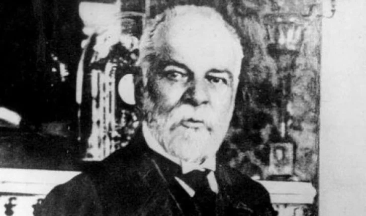 Helmim apo hemorragji cerebrale/ Misteri i vdekjes së Ismail Qemalit