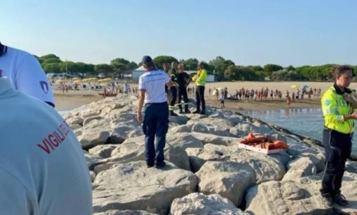 Humbi gjurmët teksa notonte me nënën në det, gjendet pa shenja jete 6-vjeçari në Itali