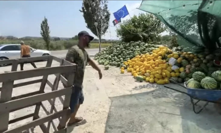 IKMT nis prishjet në aksin Levan–Tepelenë, fermerët protestojnë për rrugë dytësore dhe shpronësime