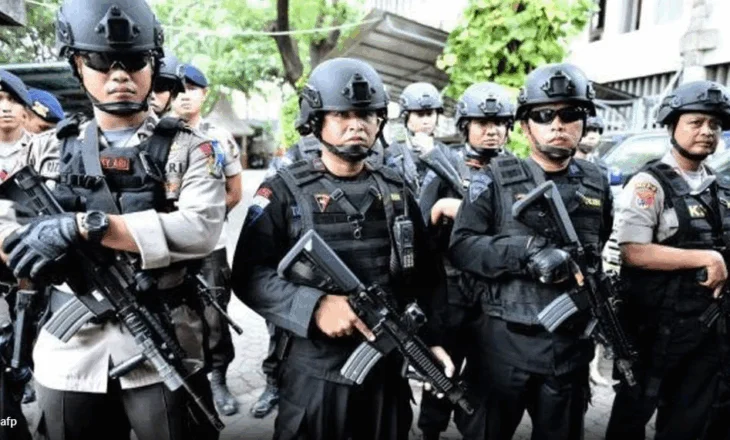 Indonezi/ Protestuesit djegin ndërtesën qeveritare, dy të vdekur