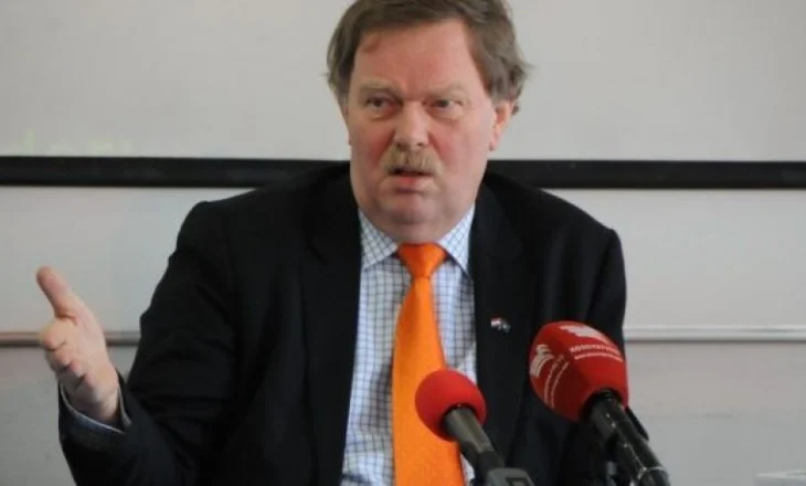 Ish-ambasadori i Holandës mesazh për qytetarët: Protestoni me dinjitet, Gjykata Speciale duhet të shfuqizohet
