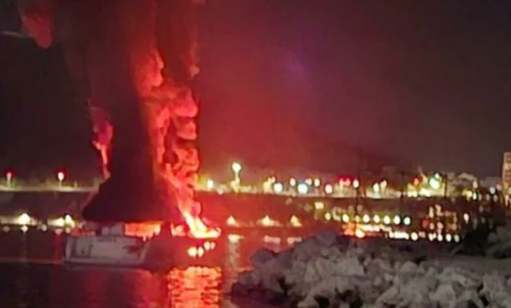Jahti i një biznesmeni përfshihet nga zjarri në portin e Budvës
