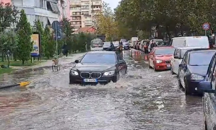 Java nis me reshje shiu dhe ulje të temperaturave