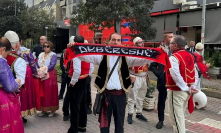 “Jemi të braktisur! Kryeministre Meloni, ejani në Shën Pali!’ Gazeta italiane ‘adopton’ fshatin arbëresh