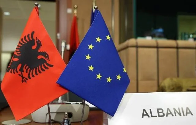 “Jemi të shqetësuar”, Delegacioni i BE në Tiranë alarmon: Kodi i ri Penal rrezikon të drejtat e njeriut dhe lirinë e..