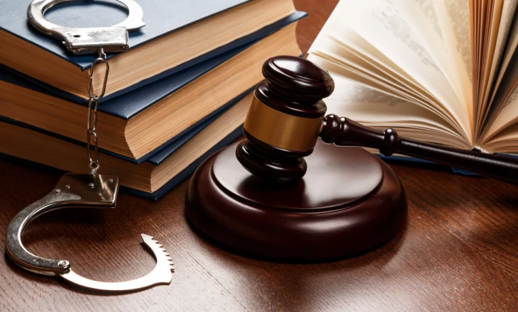 Juristët dalin kundër draftit për Kodin e ri Penal: Do prodhohet një klimë pandëshkueshmërie në sektorin publik
