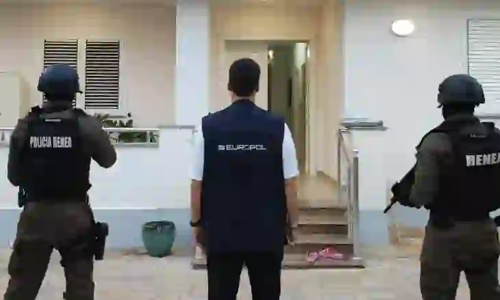 “Karteli i parë shqiptar i drogës”/ Europol, zbulon detajet e operacionit goditës
