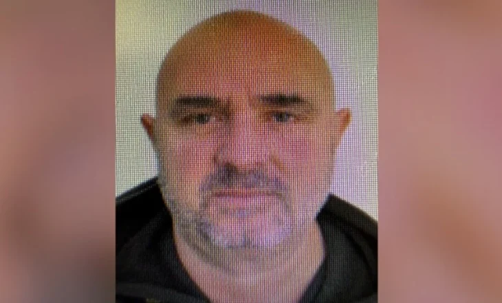 Kishte kthyer banesën në ‘laborator’ droge, lihet në burg 61-vjeçari në Tiranë (Emri)