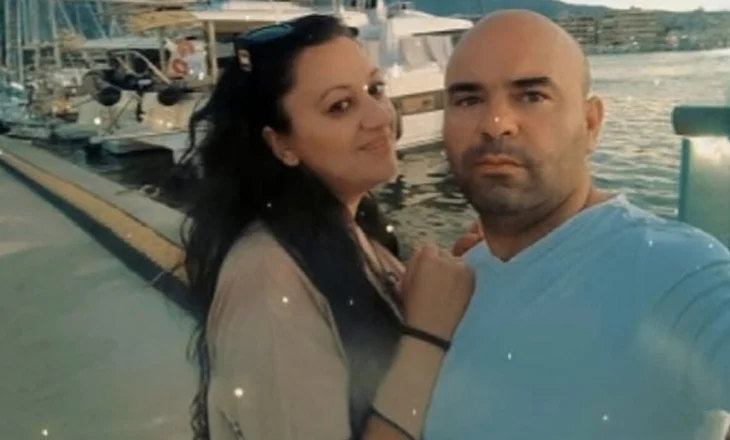 Kjo është 36-vjeçarja shqiptare që u vra nga bashkëshorti në Greqi, e goditi me thikë në qafë dhe shpinë, fëmijët panë krimin