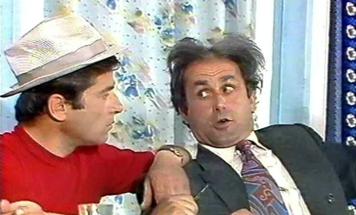 Komedia “Shi në plazh” mbylli sezonin e Kinemasë Verore të DPA-së