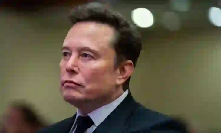 Kompanitë e Elon Musk padisin Apple dhe OpenAI, duke pretenduar se dëmtojnë konkurrencën