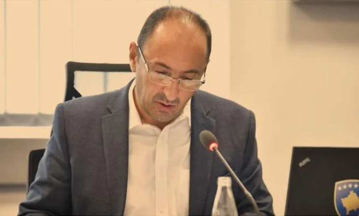 Kriset qeveria e Kurtit, ministri Liburn Aliu jep dorëheqjen pas zgjedhjes së Dimal Bashës kryeparlamentar