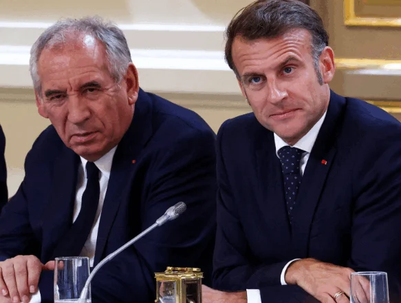 Kriza politike në Francë, Macron mbështet plotësisht kryeministrin François Bayrou