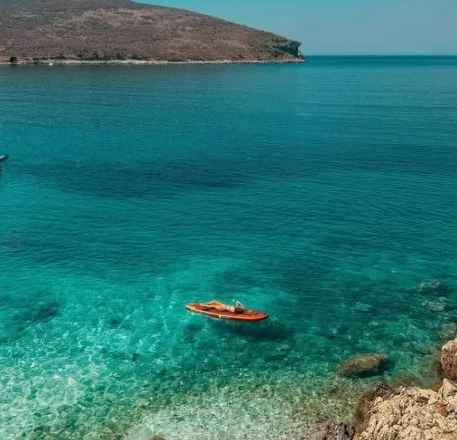 Kryeministri e nis ditën me Porto Palermon