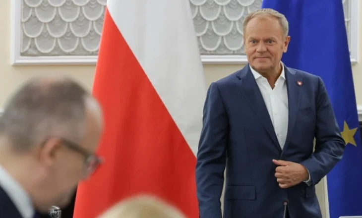 Kryeministri polak shpjegon se pse Budapesti nuk është një zgjedhje ideale për takimin Zelensky-Putin