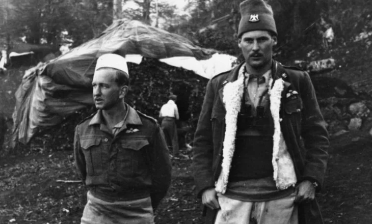 Kujtimet e oficerit britanik: Ndaj kundërshtarëve, Enver Hoxha ishte i pashpirt