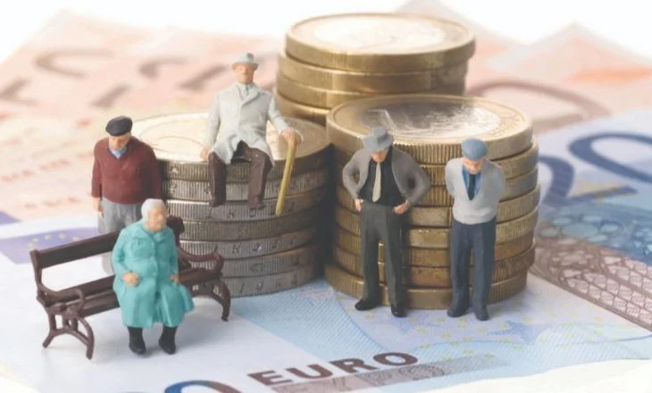 Kursimet për pension privat po marrin ‘hov’, ja sa përfitojnë shqiptarët me ligjin e ri