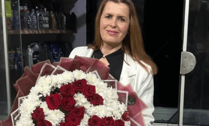 Kush është 50-vjeçarja që u plagos me thikë nga i biri në Dibër/ Nexhmije Sula drejtoreshë e shkollës, 26-vjeçari e goditi 7 herë