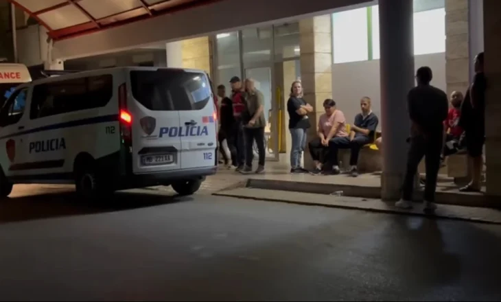 Kush është autori i vrasjes së 14-vjeçarit në Maliq? Pamjet kur shoqërohet nga spitali në komisariat