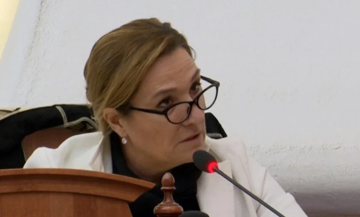 Lapaj nuk u bë dot deputet, reagon Açka: Mos qeshni Adriatikun, por qani për veten tuaj!