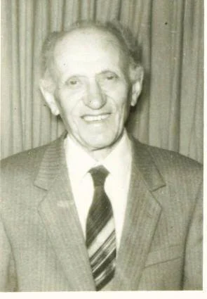 Legjenda e kampeve dhe burgjeve, Osman Kazazi