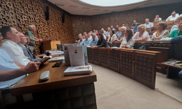 Letërsia e mërgatës në zemër të Prishtinës: Biblioteka Kombëtare promovon librat e autorëve shqiptarë nga diaspora