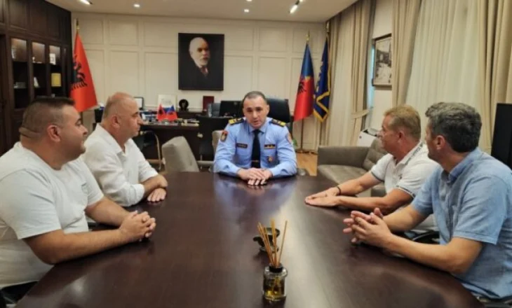 Lexojeni për zbavitje/ Ilir Proda vlerësohet nga një shoqatë gazetarësh