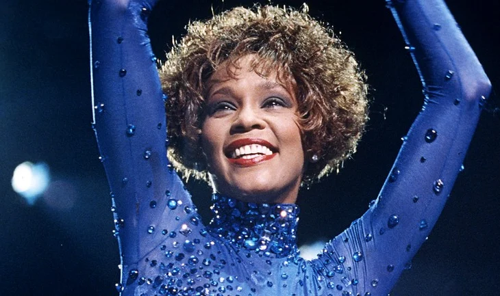 Lindja e Whitney Houston, një zë që ndryshoi historinë e muzikës