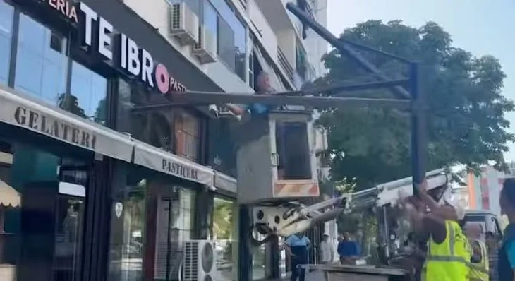 Lirimi i hapësirave publike/Rama ndan pamjet nga Durrësi: Do rivendoset kufiri mes…
