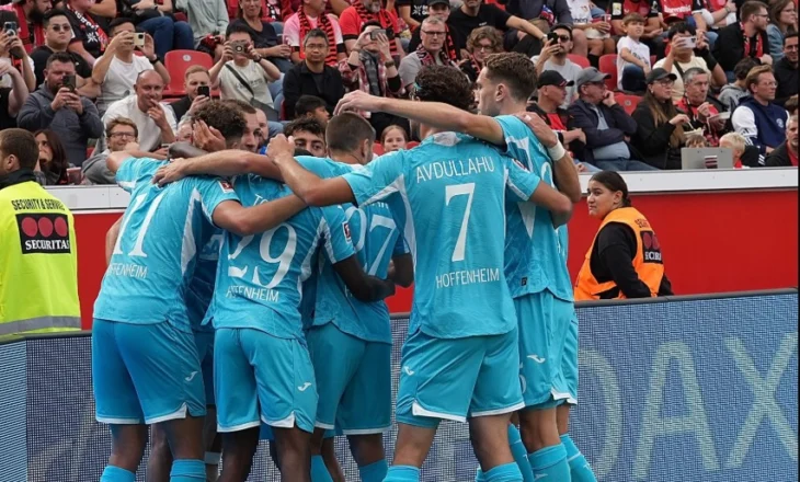 Lumë golash në javën e parë në Bundesligë, sulmuesi i Kosovës shkëlqen ndaj Leverkusen. Ten Hag debuton me humbje