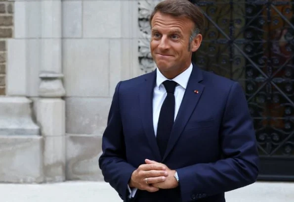 Macron: Nëse Putin nuk takohet me Zelenskyn deri të hënën, kjo do të thotë se ai ka mashtruar Trump