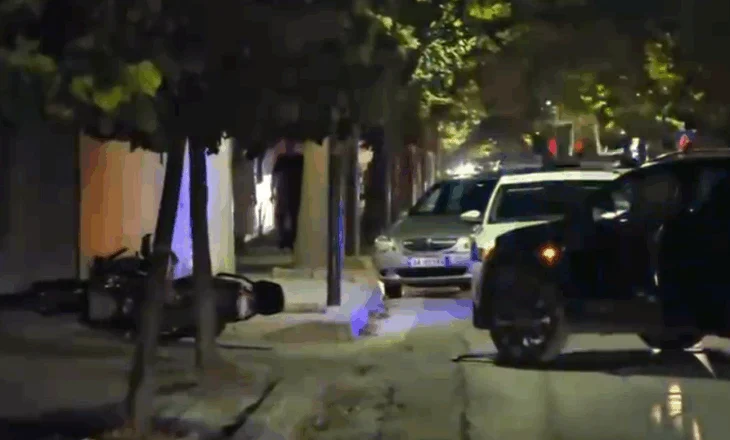 Makina përplas motorrin në Vlorë, një i plagosur