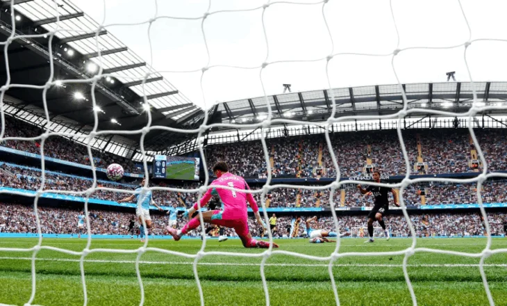 Manchester City mposhtet në shtëpi, “Spurs” vazhdojnë rekordin e pabesueshëm kundër Guardiolës