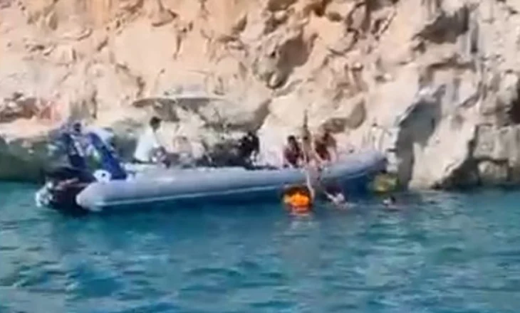 Mbeti i bllokuar në mes të detit, shpëtohet turist francez pranë Gjipesë