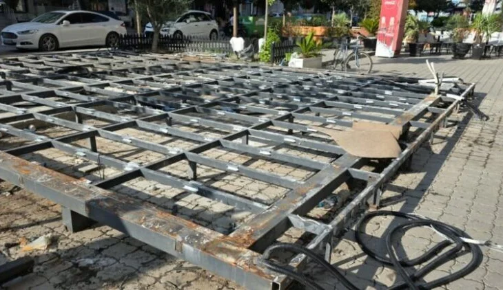 Mbi 53 mijë m² hapësirë publike e liruar në Tiranë